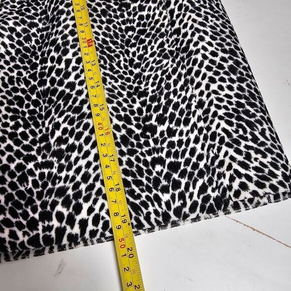 Liz Claiborne Lizsport Lined Animal Print Velour Wrap Short Skirt Women's Sz. 10 - Picture 10 of 11
